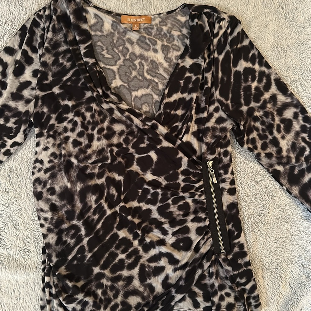 Leopard Print Faux Wrap Top - Picture 3 of 13
